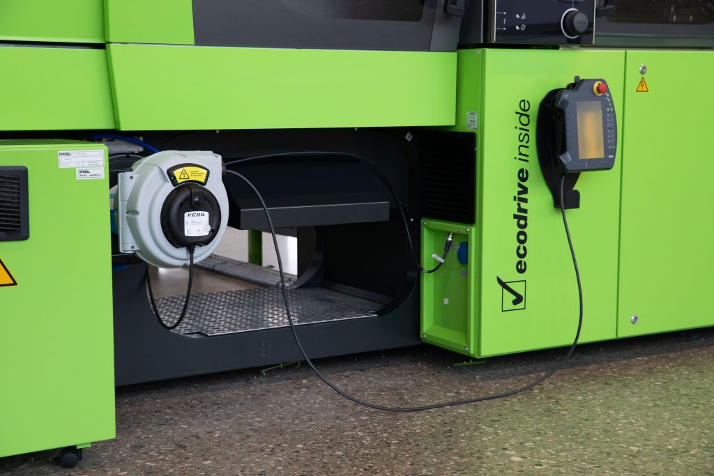 System MTPReel z panelem ENGEL C70